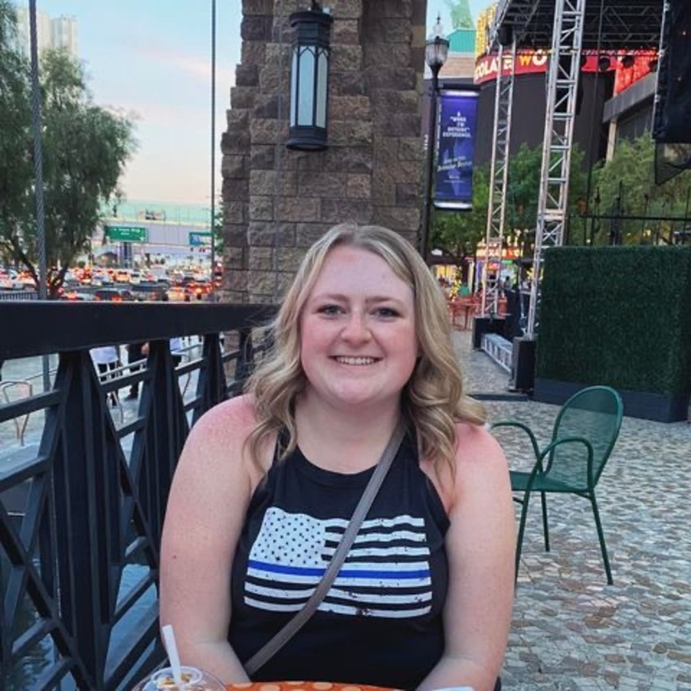 Meet your Posher, Brooke